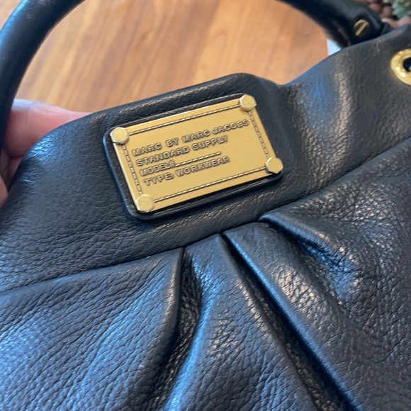 Marc Jacobs Handbag - Picture 2 of 5